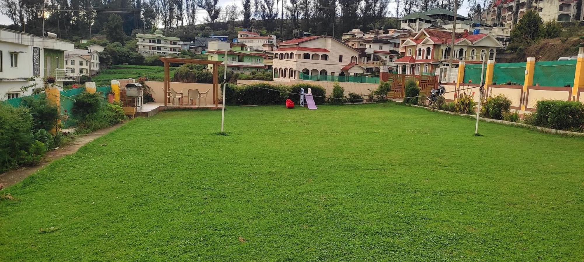 Bed and Breakfast Rose Garden Enclave For Families & Executives Ooty Exterior foto