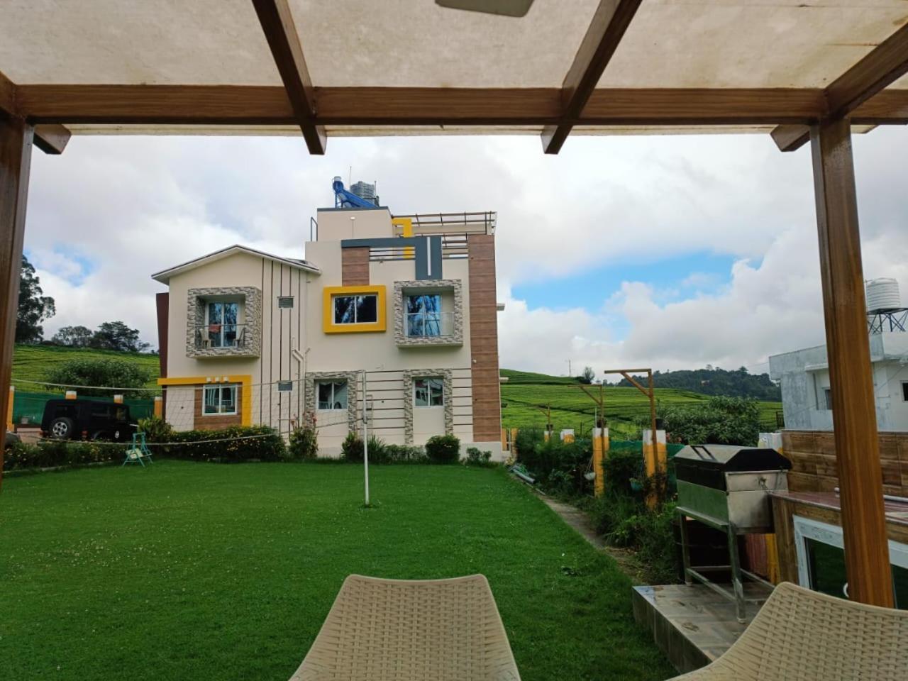 Bed and Breakfast Rose Garden Enclave For Families & Executives Ooty Exterior foto