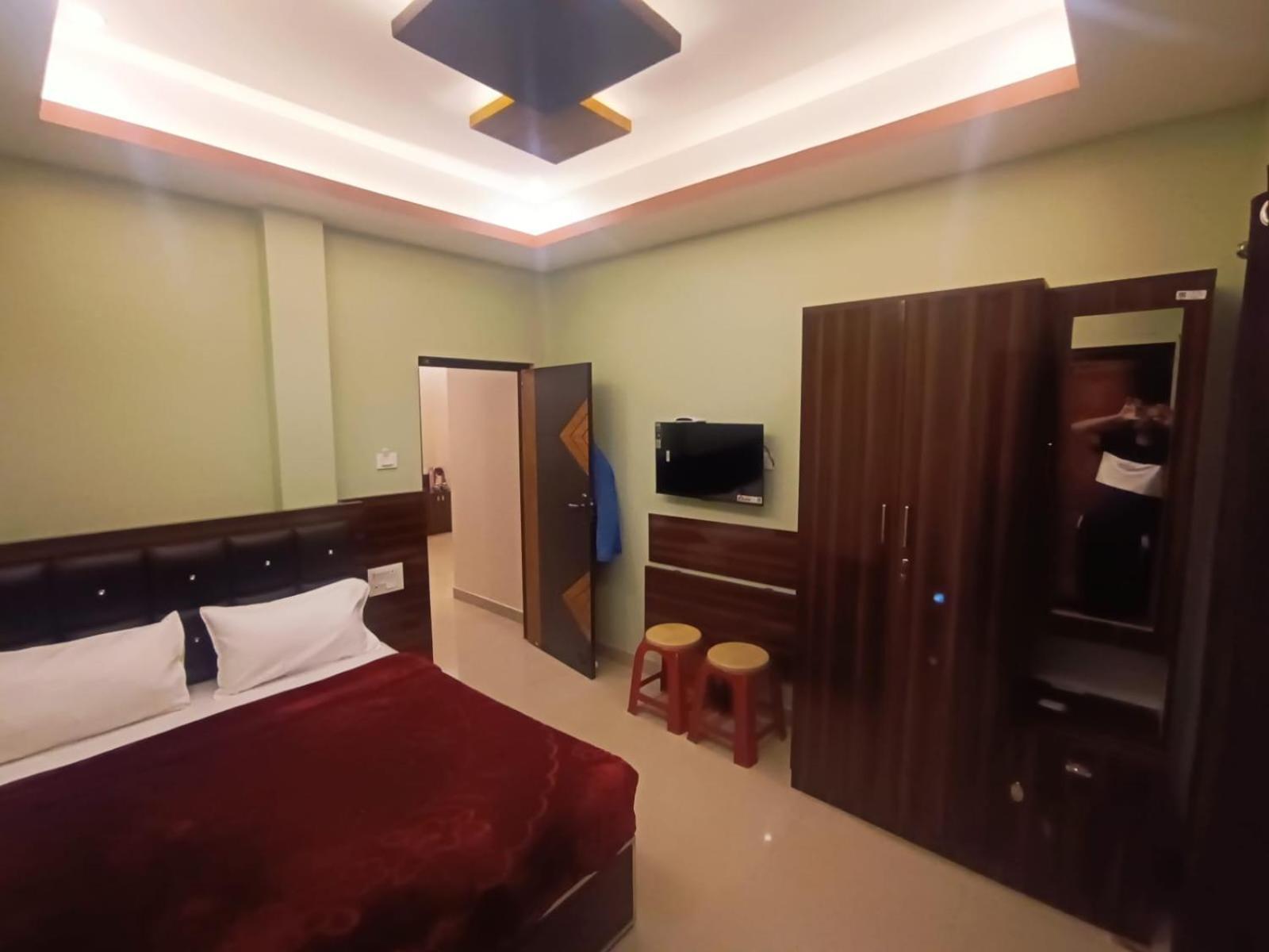Bed and Breakfast Rose Garden Enclave For Families & Executives Ooty Exterior foto